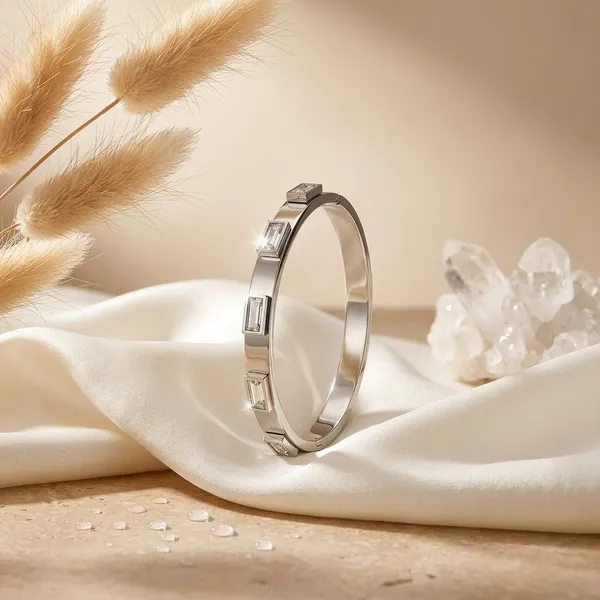 Celeste_Avelisse_Silver_Bracelet_Default_Title