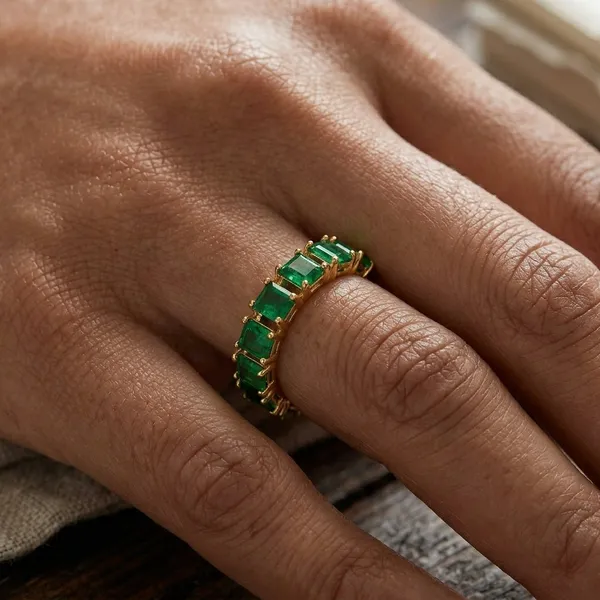Emerelle_Royale_Ring_Green_Default_Title