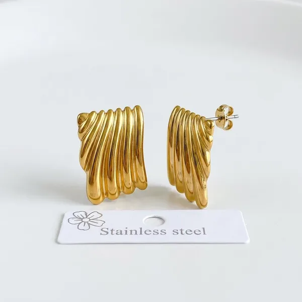 Gold_Ripple_Luxe_Studs_Default_Title