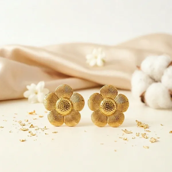 Gold_Fleur_Radiance_Studs_Default_Title