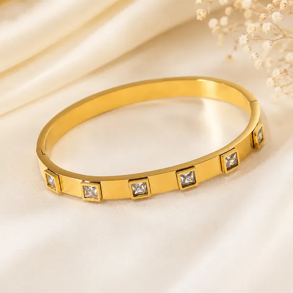 Regal_Princess_Cut_Bracelet_Default_Title