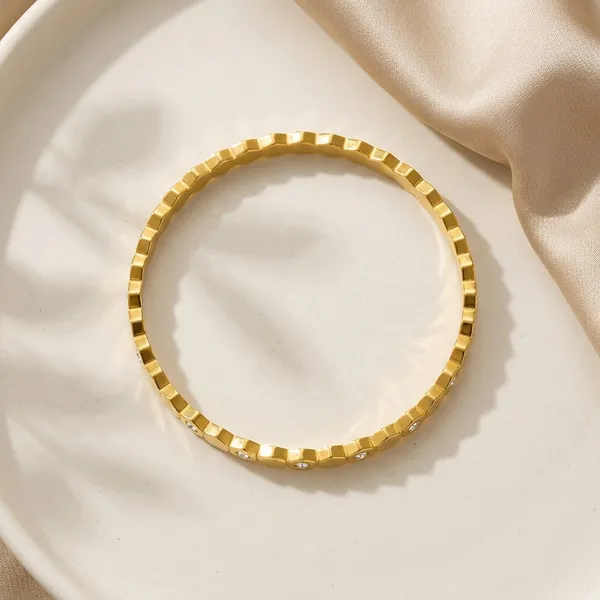 Crystal_Bezel_Gold_Bracelet_Default_Title