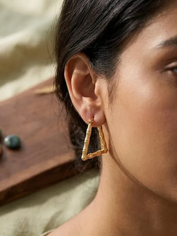 Edge_Designer_Hoop_Earrings