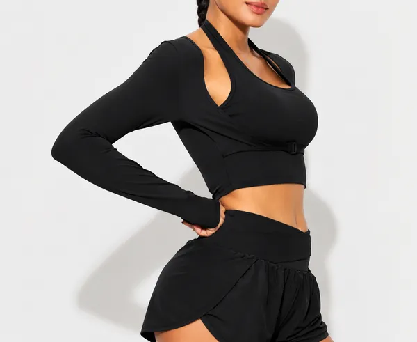 Black_Long_Sleeve_Sports_Crop_Top_for_Women