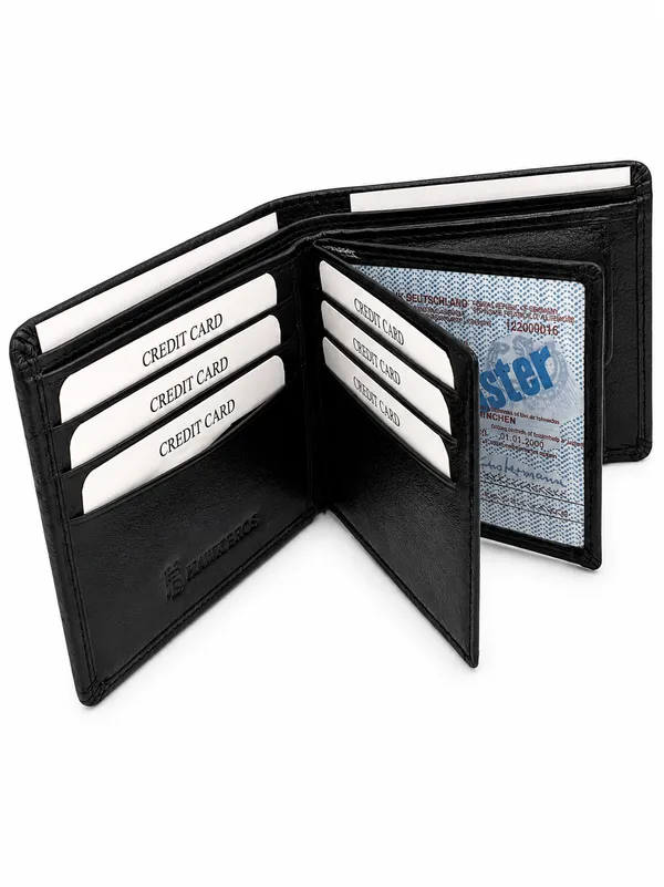 Black_Leather_Bifold_Wallet_For_Men