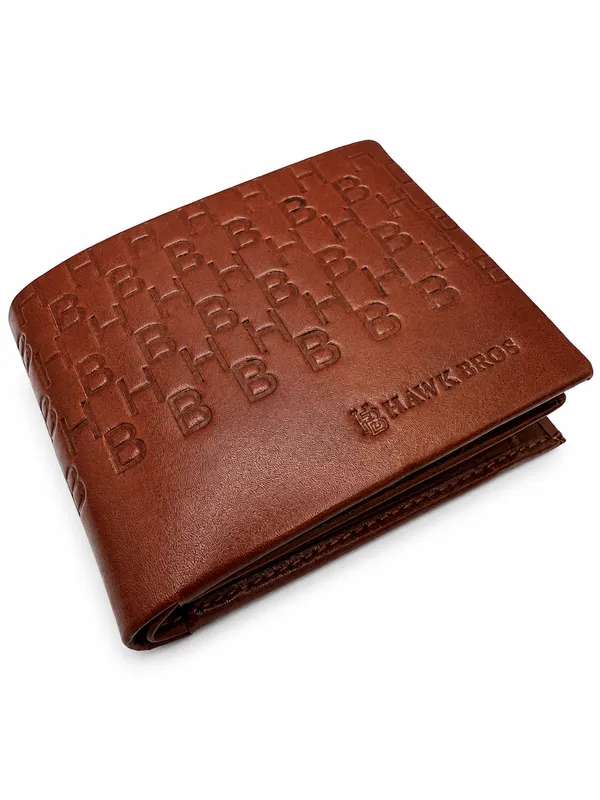 Brown_Leather_Embossed_Bifold_Wallet_For_Men