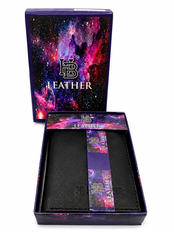Black_Faux_Leather_Bi-Fold_Wallet_For_Men