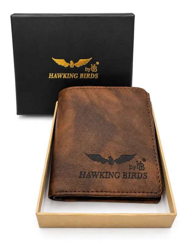Brown_Faux_Leather_Textured_Compact_Wallet_For_Men