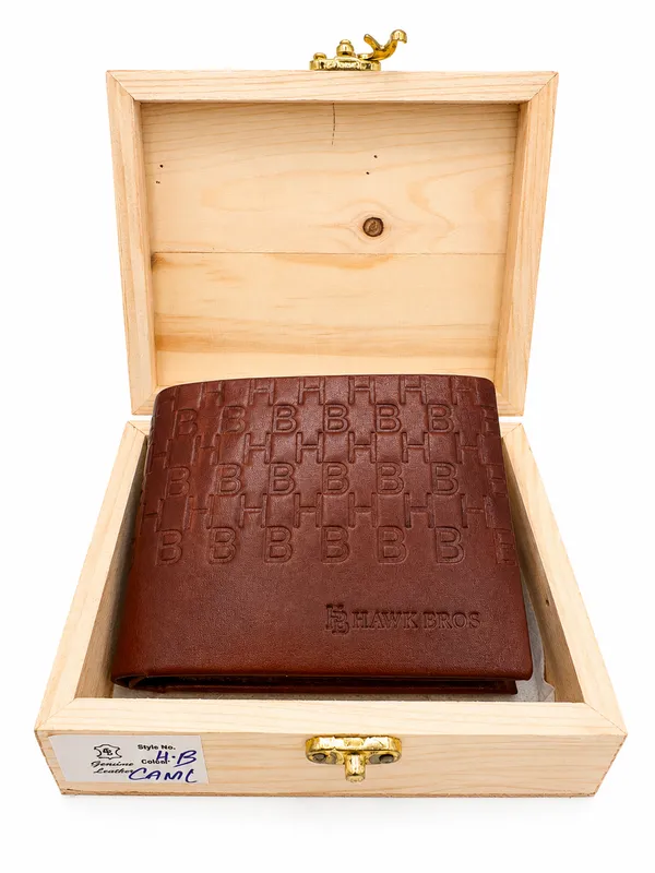 Brown_Leather_Embossed_Bifold_Wallet_For_Men