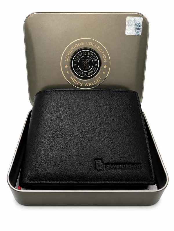 Black_Leather_Bifold_Wallet_For_Men
