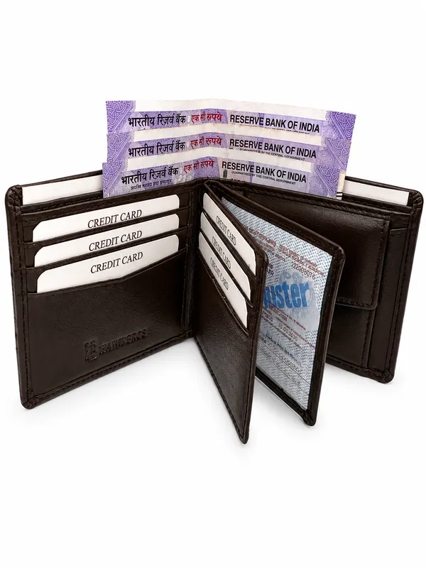 Brown_Leather_Bi-Fold_Wallet_For_Men