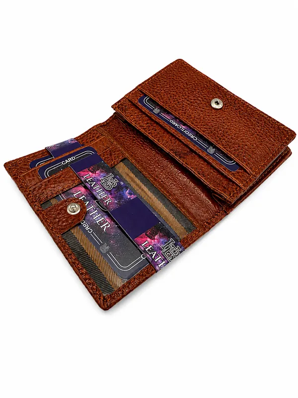 Brown_Leather_Bi-Fold_Wallet_For_Men