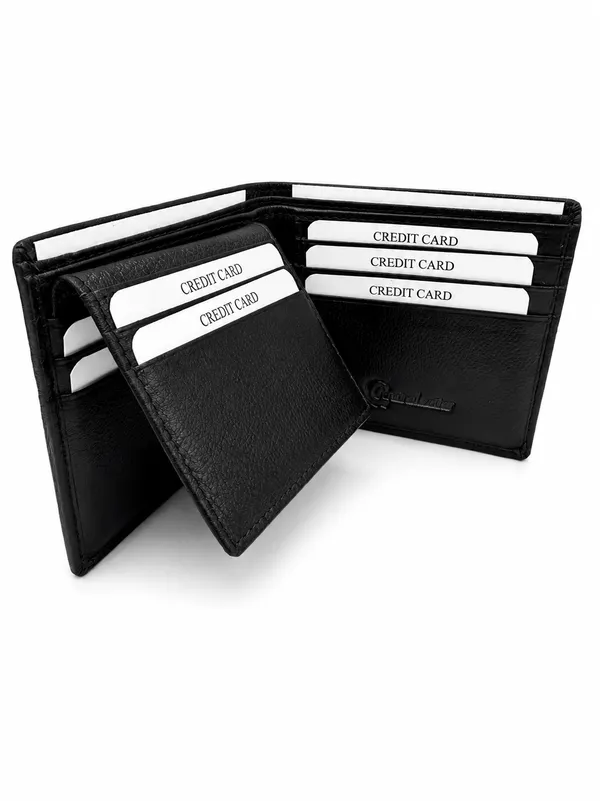 Black_Leather_Bifold_Wallet_For_Men