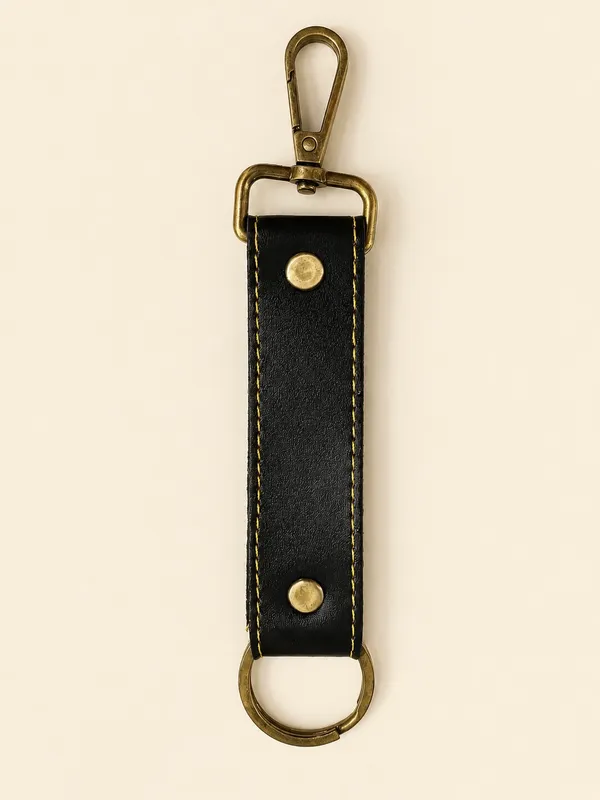 Black_Faux_Leather_Name_Keychain_For_Men