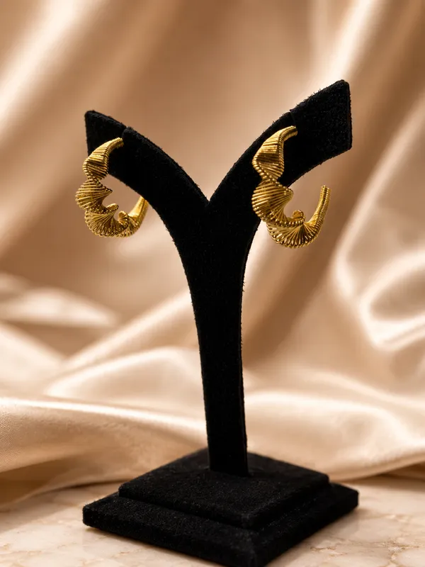 Golden_Stainless_Steel_Auric_Wave_Earring_For_Women