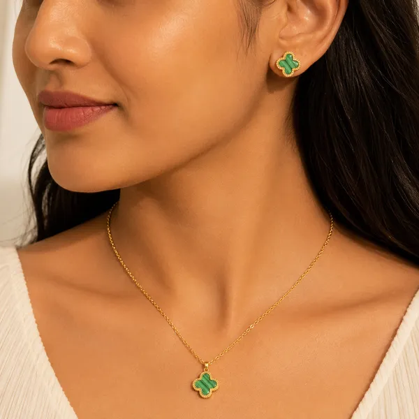 Golden_Green_Stainless_Steel_Emerald_Clover_Pendant_Set_For_Women