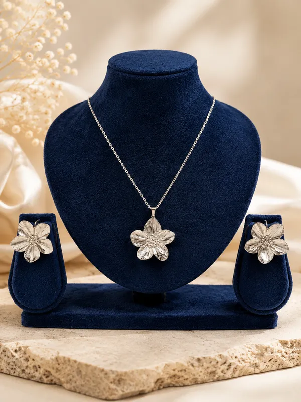 Golden_Stainless_Steel_Flora_Necklace_Earring_Set_For_Women