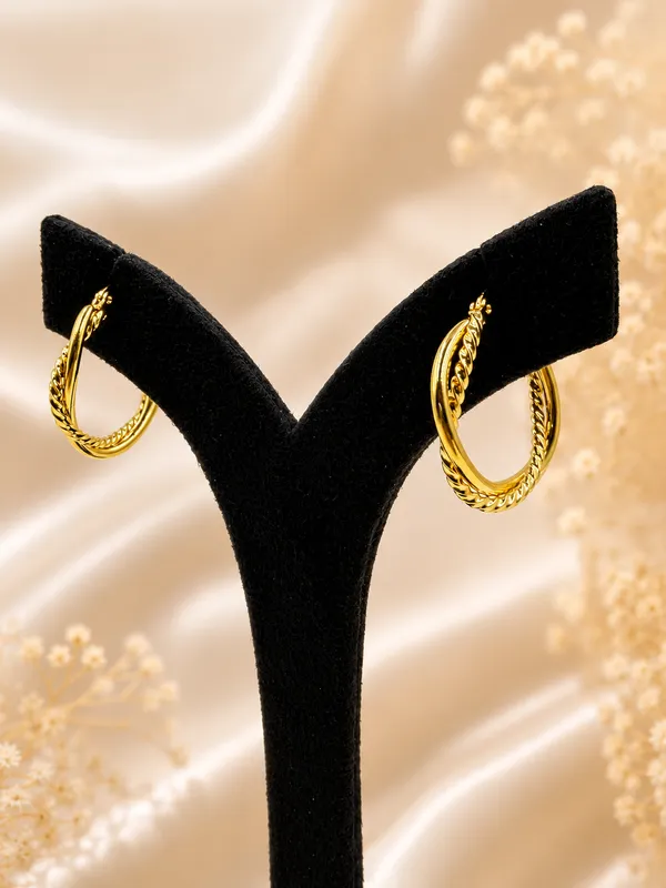 Golden_Stainless_Steel_Twist_Hoop_Earring_For_Women