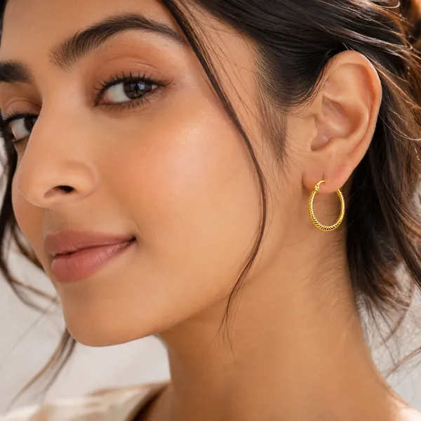 Golden_Stainless_Steel_Everyday_Hoop_Earring_For_Women