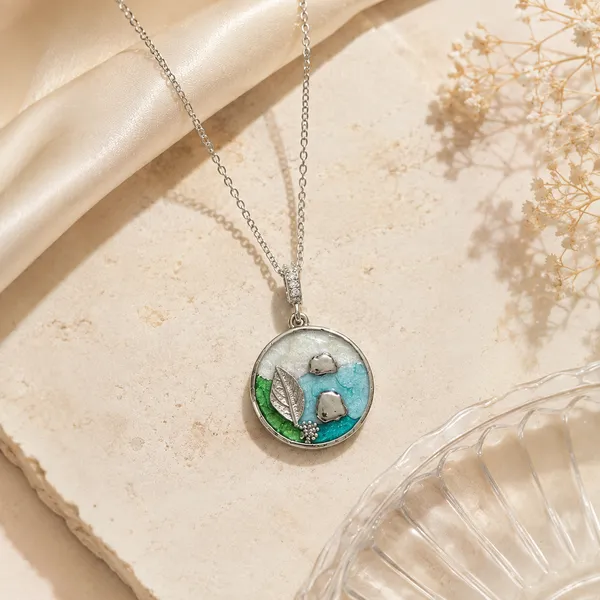 Silver_Stainless_Steel_Nature_Harmony_Pendant_For_Women