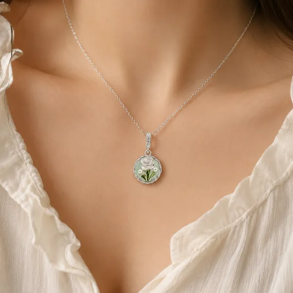 Silver_Stainless_Steel_Pearl_Bloom_Necklace_For_Women