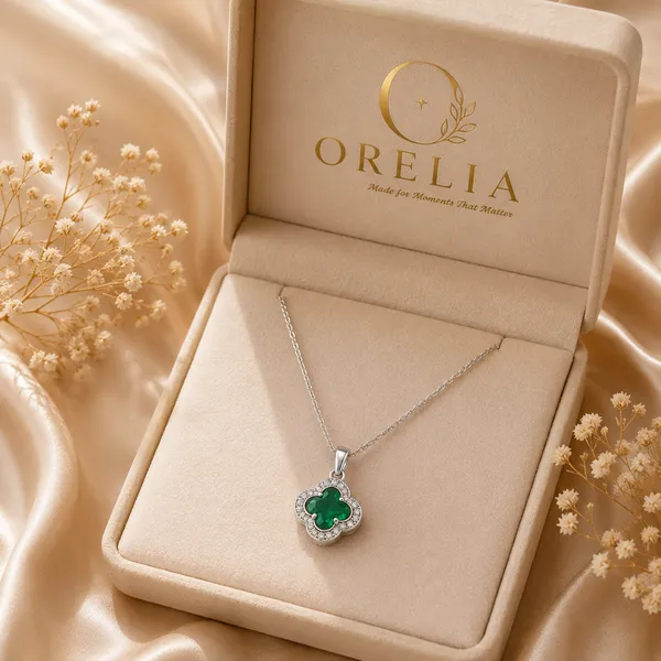 Golden_Stainless_Steel_Emerald_Clover_Pendant_For_Women