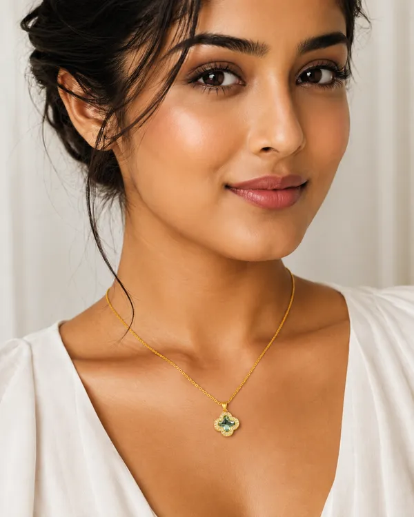 Golden_Stainless_Steel_Pistachio_Clover_Necklace_For_Women