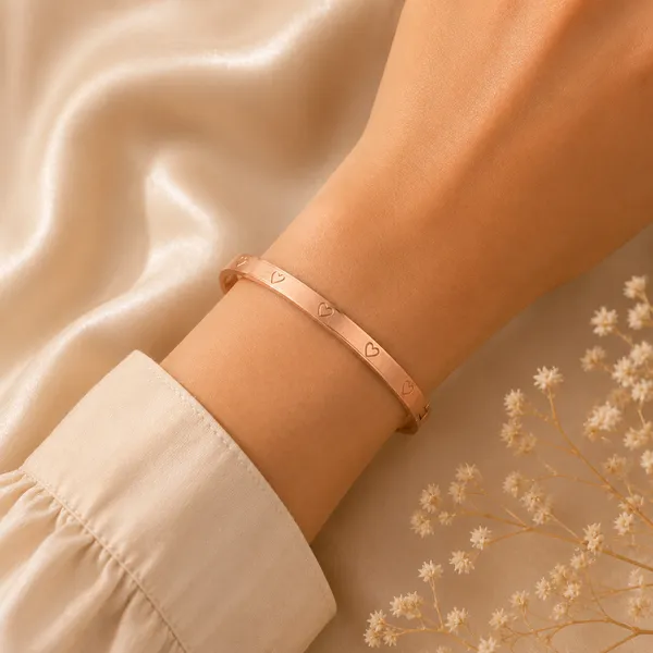 Rose_Gold_Stainless_Steel_Heart_Bracelet_For_Women