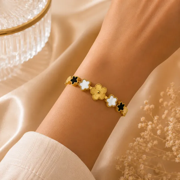Golden_Stainless_Steel_18K_Gold_Plated_Fleur_Clover_Bracelet_For_Women