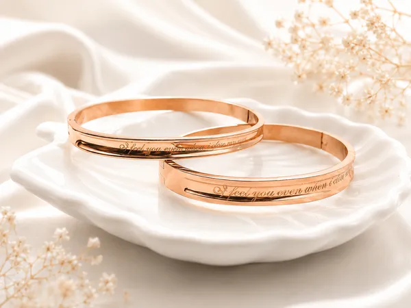 Rose_Gold_Stainless_Steel_Forever_Love_Bracelet_For_Women