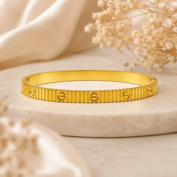 Golden_Stainless_Steel_18K_Gold_Plated_Regalia_Bracelet_For_Women