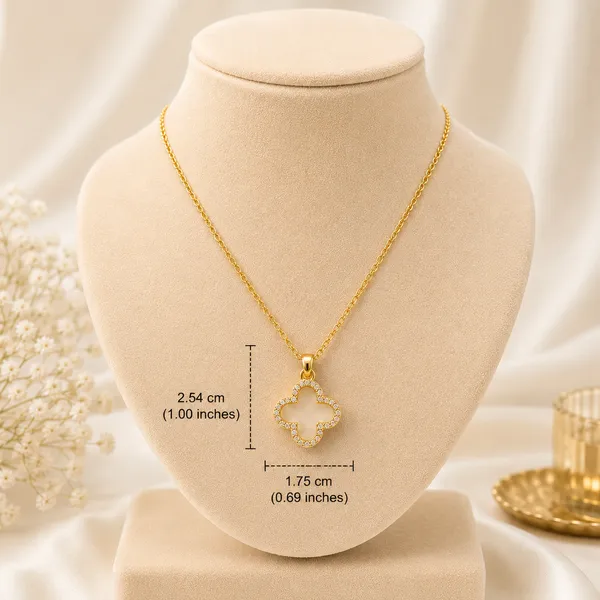 Golden_Stainless_Steel_18K_Gold_Plated_Clover_Pendant_For_Women