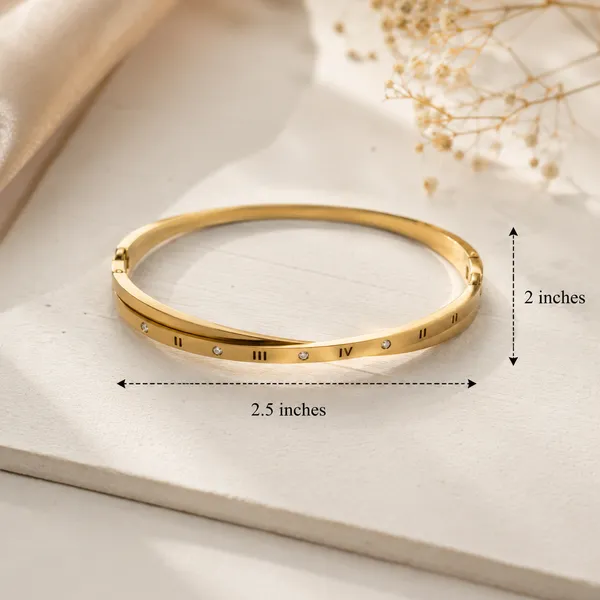 Golden_Stainless_Steel_Royale_Bracelet_For_Women