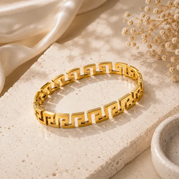Golden_Stainless_Steel_18K_Gold_Plated_Maze_Bracelet_For_Women