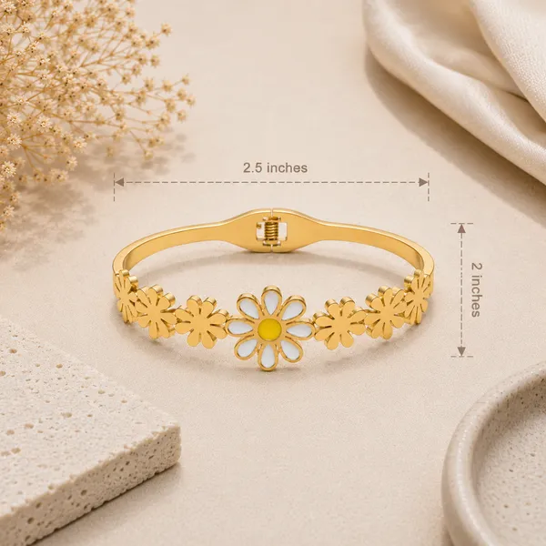 Golden_Stainless_Steel_Bloom_Bracelet_For_Women