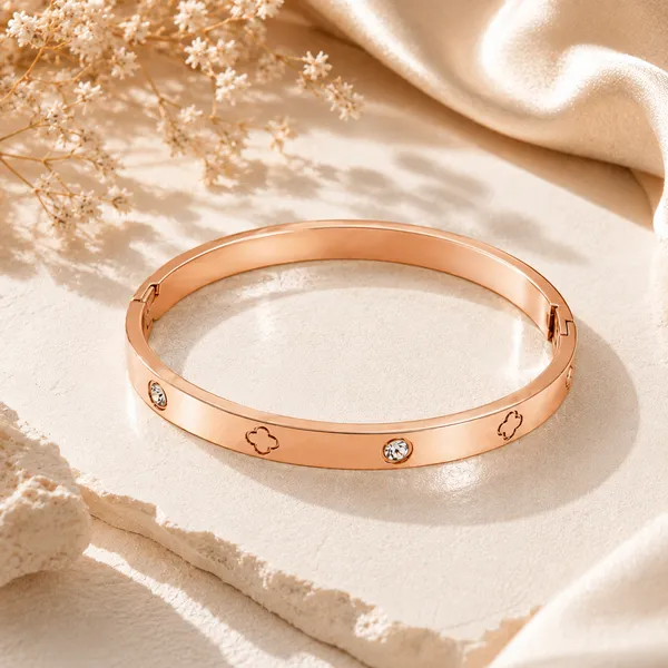 Rose_Gold_Stainless_Steel_Clover_Crystal_Bracelet_For_Women