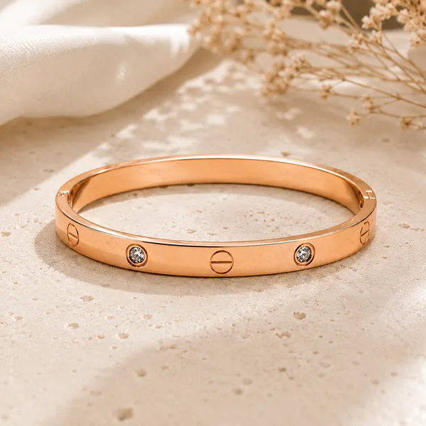 Rose_Gold_Stainless_Steel_Crystal_Screw_Bracelet_For_Women