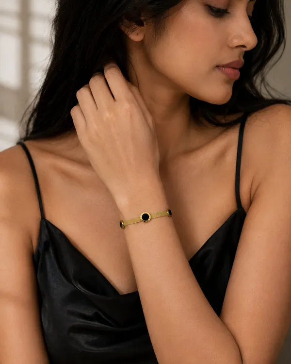 Golden_Black_Circle_Mesh_Bracelet