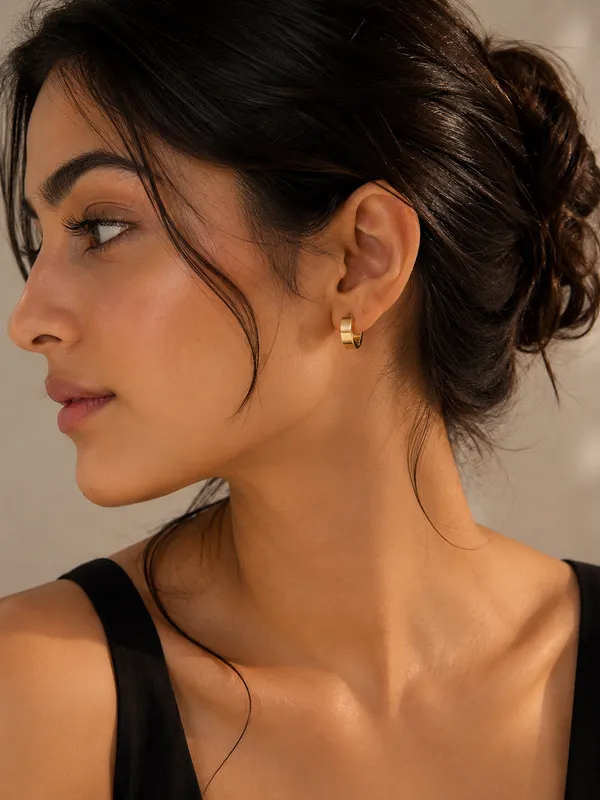 Golden_Bold_Huggie_Earrings