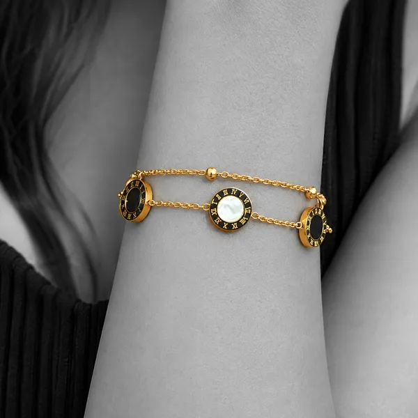 Golden_Roman_Numeral_Bracelet