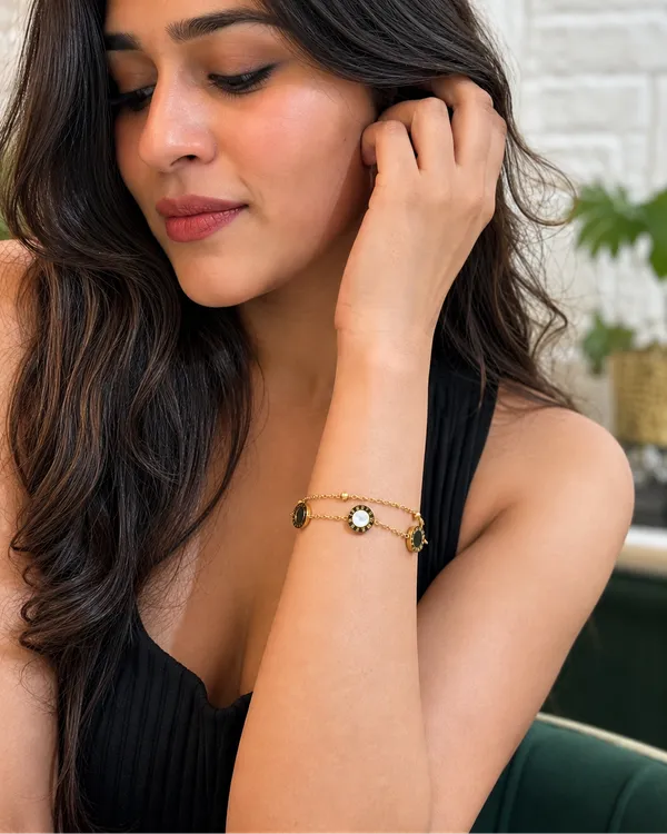 Golden_Roman_Numeral_Bracelet