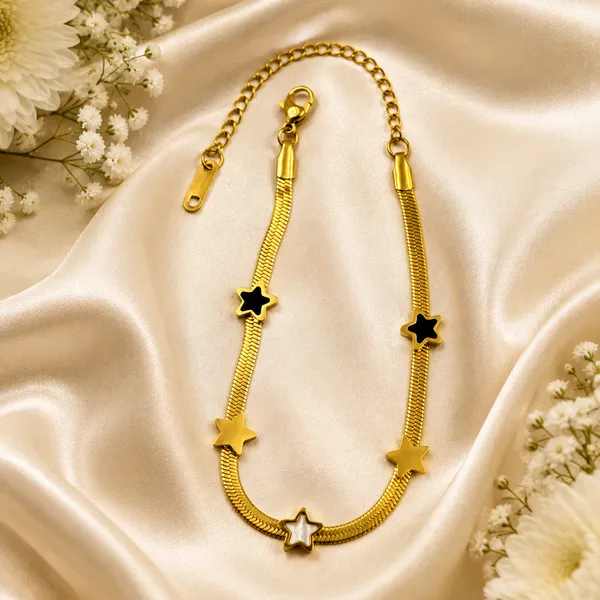 Golden_Star_Charm_Bracelet
