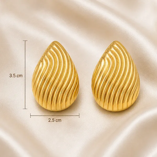 Teardrop_Earrings