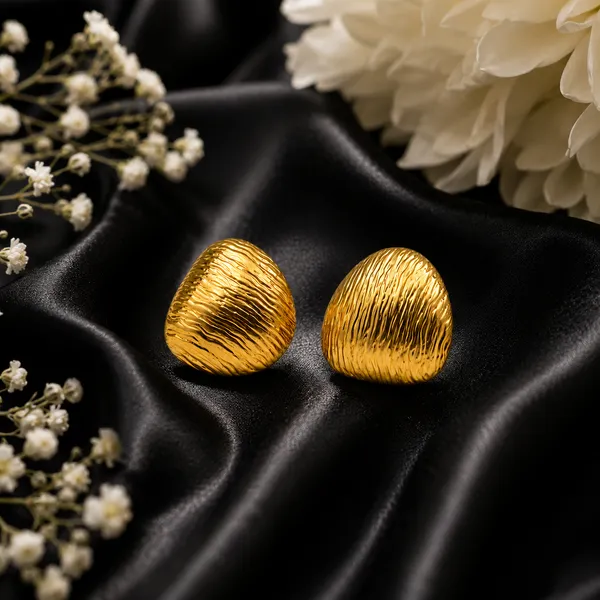 Textured_Stud_Earrings