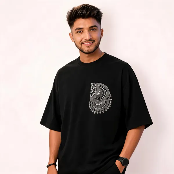 Black_Cotton_Oversized_Paisley_Graphic_T-Shirt_For_Men