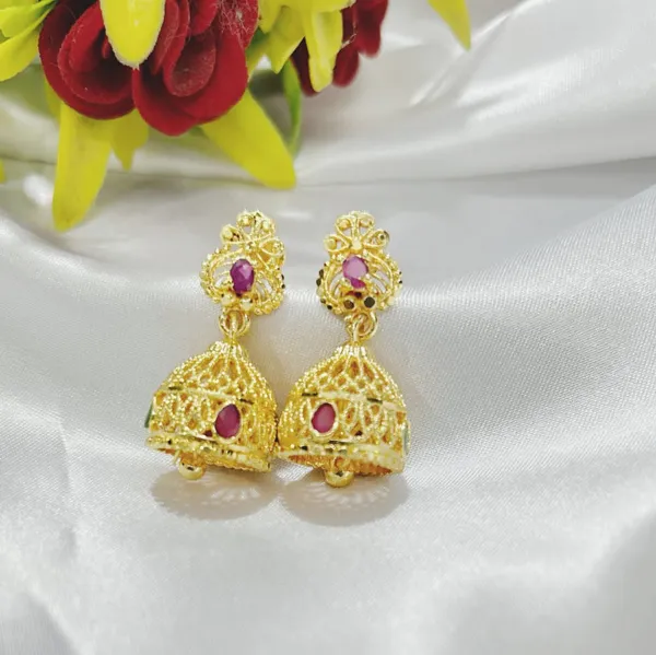 Gold_Alloy_Ruby_Stone_Jhumka_Earrings_For_Women