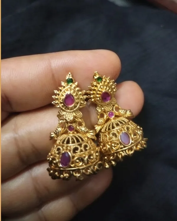 Gold_Alloy_Designer_Pink_Green_Stone_Jhumka_Earrings_For_Women