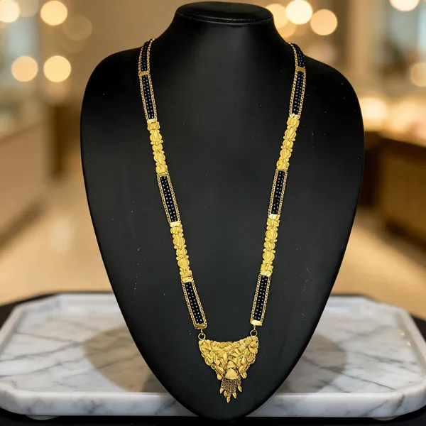 Gold_Alloy_Black_Beads_Traditional_Mangalsutra_For_Women