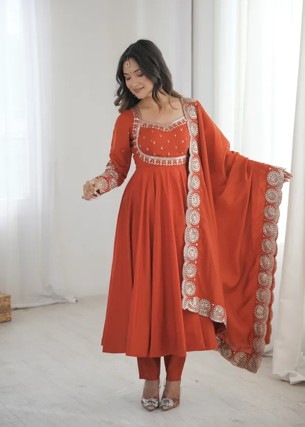 Noorjahan_Elegant_Black_Roman_Silk_Embroidered_Anarkali_Suit_Set