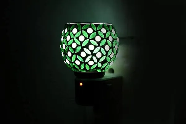NextTech_Mosaic_Floral_Pattern_Plug-In_Night_Lamp_-_Decorative_LED_Wall_Light_for_Bedroom,_Hallway_&_Home_Ambience